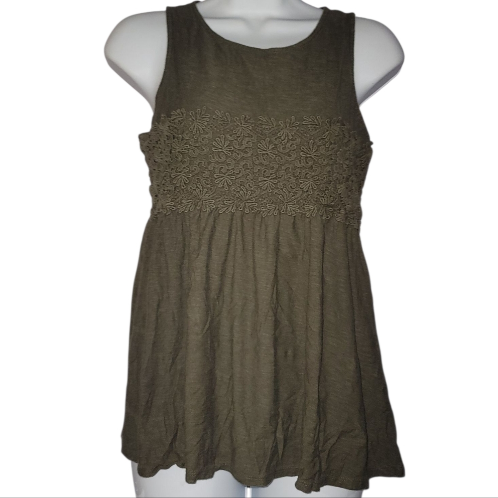 🌻Woman Size S A▪︎Glow Tank Top🌻